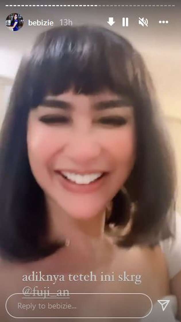 9 Potret Bebizie Dandan Mirip Vanessa Angel, Sampai Dipanggil ‘Mami’ Oleh Gala Sky