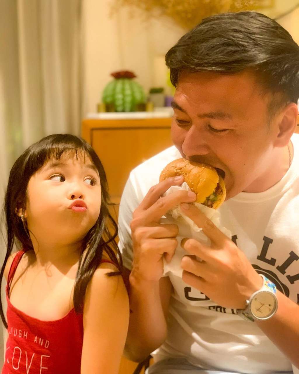 Putus dari Gisel, Intip 10 Foto Kenangan Gempi dan Wijin yang Dekat Bak Ayah-Anak