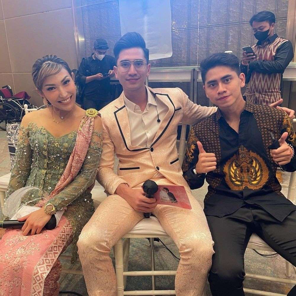 10 Gaya Artis di Acara 7 Bulanan Aurel-Atta, Kedekatan Fuji dan Thariq Halilintar Jadi Sorotan!