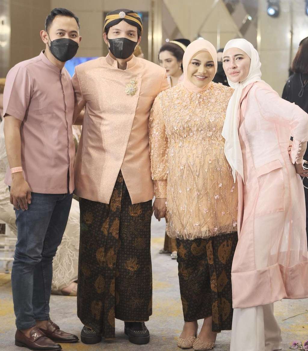 10 Gaya Artis di Acara 7 Bulanan Aurel-Atta, Kedekatan Fuji dan Thariq Halilintar Jadi Sorotan!