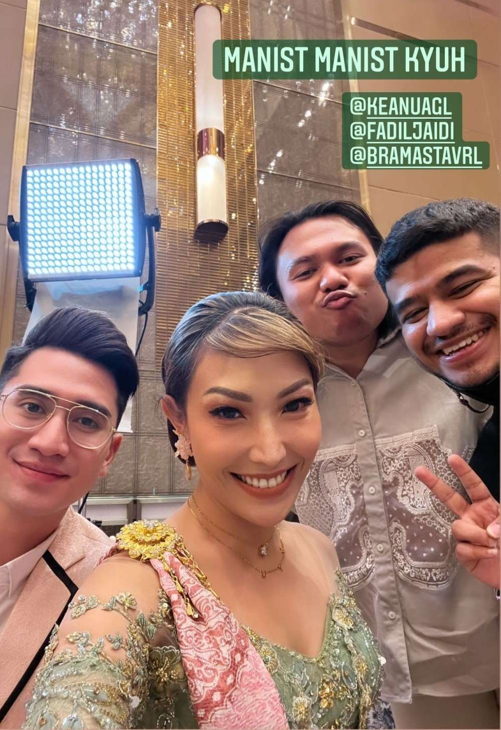10 Gaya Artis di Acara 7 Bulanan Aurel-Atta, Kedekatan Fuji dan Thariq Halilintar Jadi Sorotan!