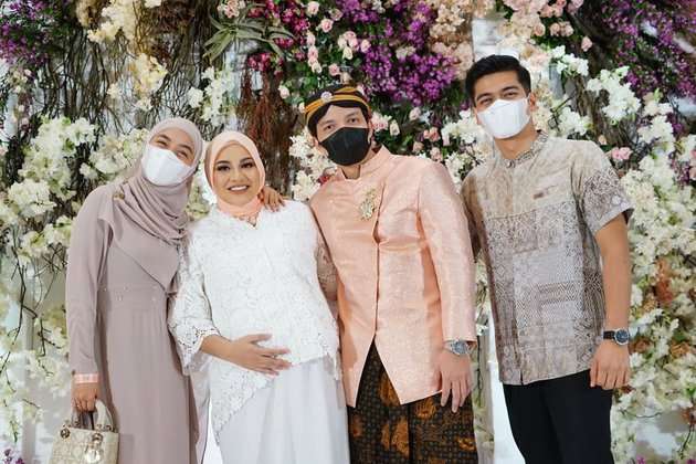 Potret Pesohor yang Hadir di Acara 7 Bulanan Aurel Hermansyah, Ada Fuji dan Gala Sky