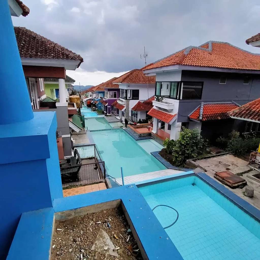 6 Potret Rumah Paling Viral dan 'Aneh' di 2021, Ada yang Luar Gubuk Dalamnya Hotel Mewah!