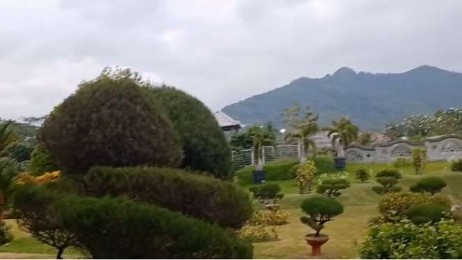 Penampakan Makam Megah Pemilik Gudang Garam, Peti Mati dari Jati Seberat 1,5 Ton