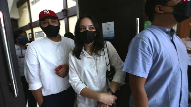 FOTO: Keluarga dan Sahabat Mendiang Laura Anna Hadir di Sidang Gaga Muhammad