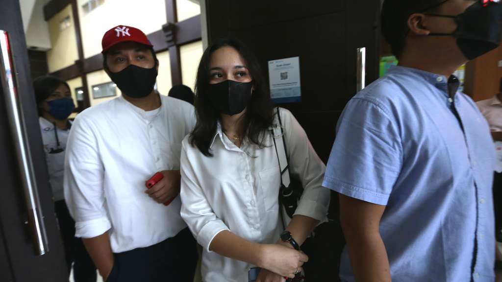 FOTO: Keluarga dan Sahabat Mendiang Laura Anna Hadir di Sidang Gaga Muhammad