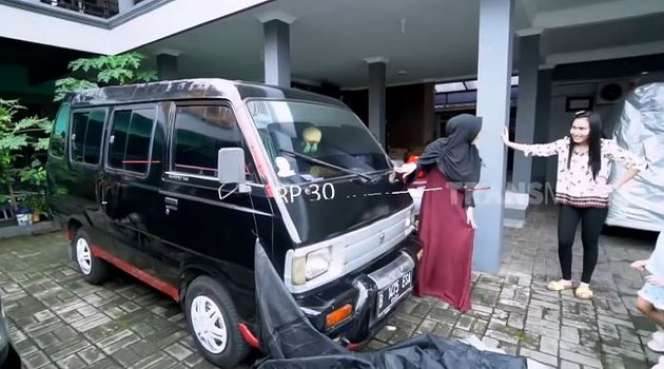 9 Potret Mobil Artis Sebelum VS Sesudah Sukses, Dulu Seharga Rp30 Juta Kini Miliaran!
