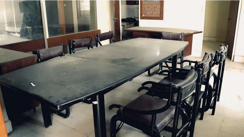 10 Potret Rumah Masa Kecil Ariel NOAH yang Terbengkalai 12 Tahun, Simpan Kisah Mistis!