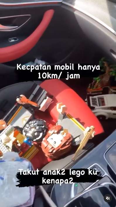 Koleksi Lego Amanda Manopo dari Star Wars hingga Harry Potter