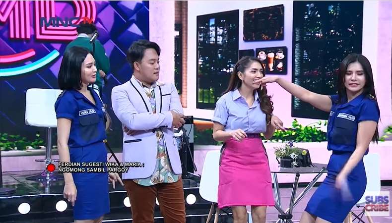 8 Potret Menawan Wika Salim & Maria Vania Pakai Baju Security, Dijuluki ‘Duo Pemersatu Bangsa’