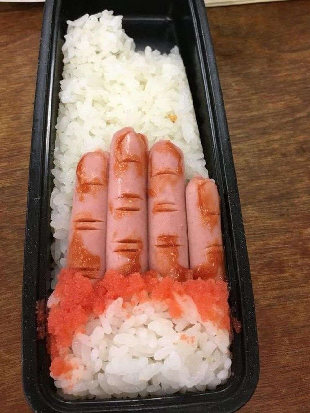 10 Penampakan Lucu Bekal Makanan, Bentuknya Bikin Geleng-Geleng Kepala!