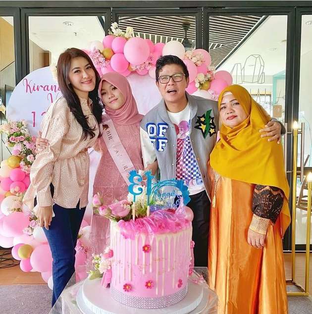 Tak Pernah Terekspos, 10 Potret Mantan Istri Pertama Andika Kangen Band Ternyata Cantik Banget!