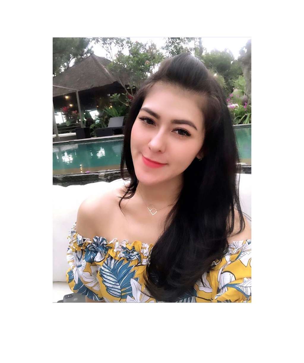 Tak Pernah Terekspos, 10 Potret Mantan Istri Pertama Andika Kangen Band Ternyata Cantik Banget!