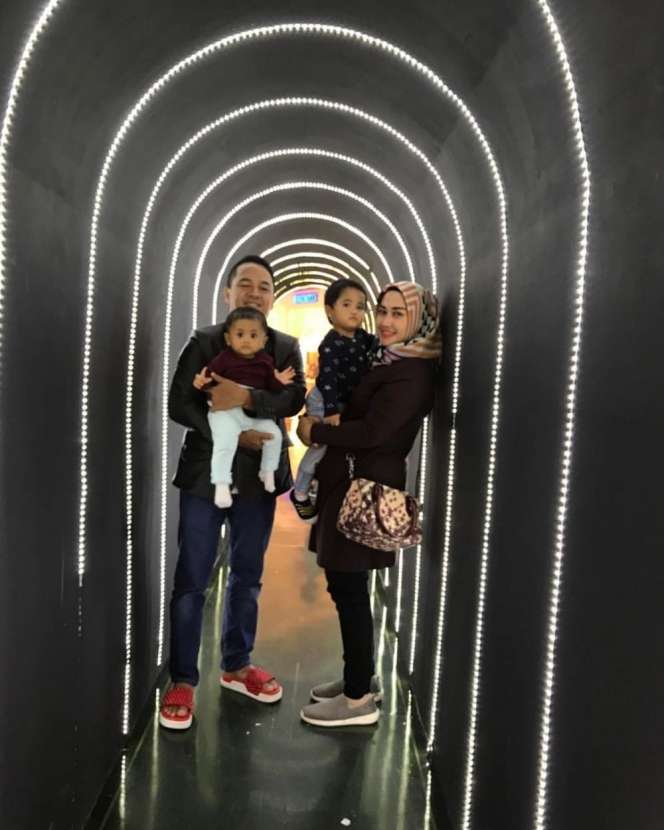 10 Potret Terbaru Melinda 'Cinta Satu Malam' yang Kini Jadi Istri Pejabat, Bikin Pangling Makin Cantik dan Berkelas!