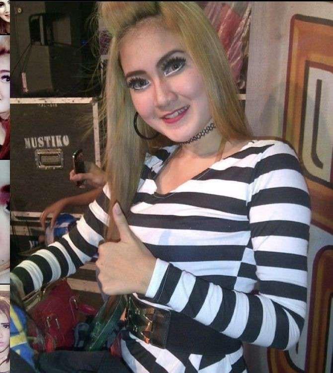10 Foto Lawas Pedangdut Saat Masih di Orkes Keliling, Mpok Alpa Beda Banget!