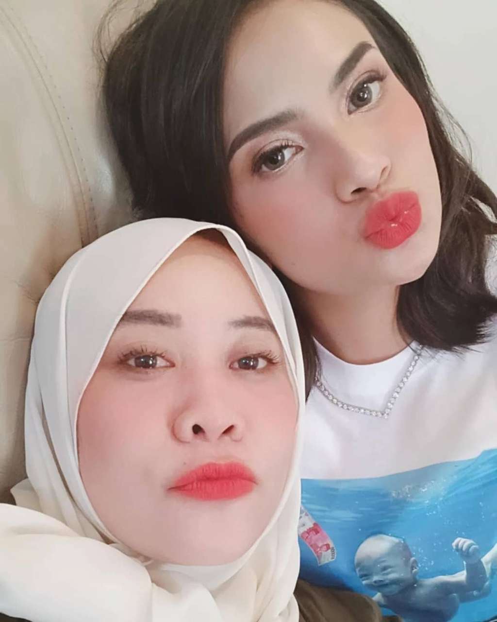 10 Potret Puput Soedrajat Ibu Sambung Vanessa Angel, Sifat Asli Dibongkar Sahabat Mendiang!