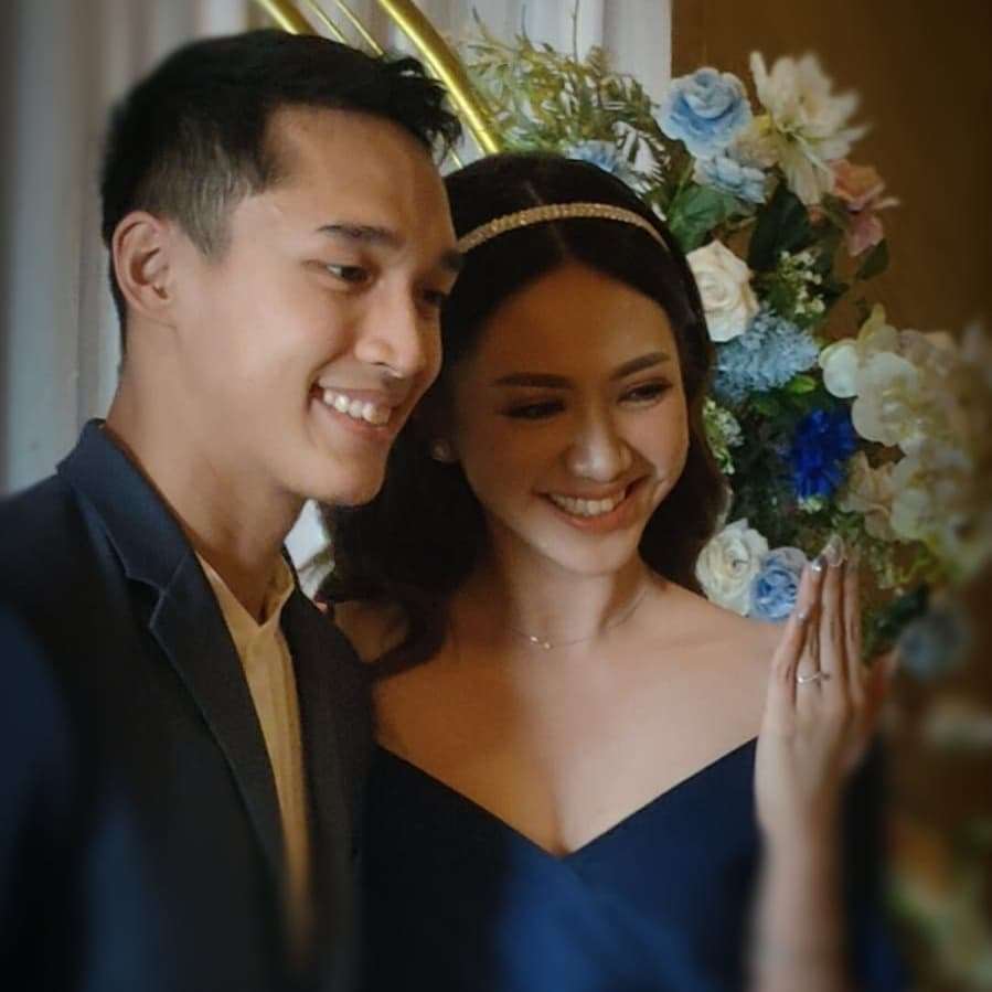 8 Momen Jonatan Christie Melamar Shanju Eks JKT 48