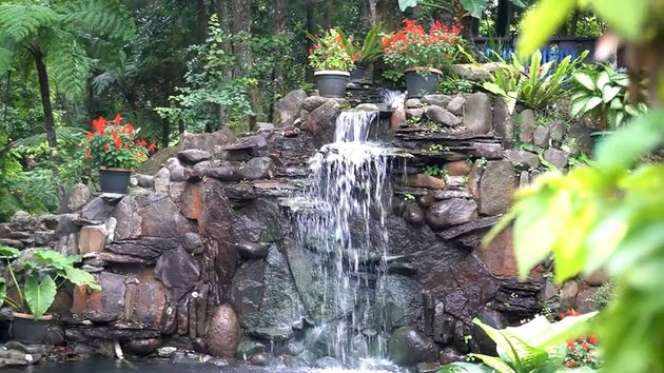 Potret Villa Megah Milik Camelia Malik, Dikelilingi Hutan Letaknya di Kaki Gunung Salak