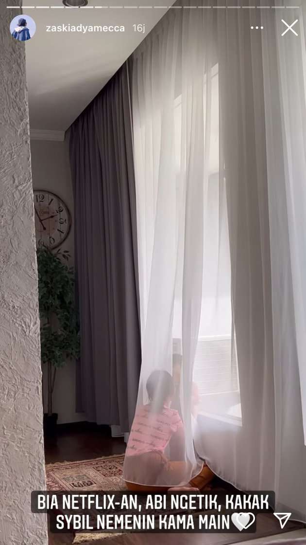 6 Potret Kamar Tidur Zaskia Adya Mecca Usai Renovasi, Dindingnya Curi Perhatian!