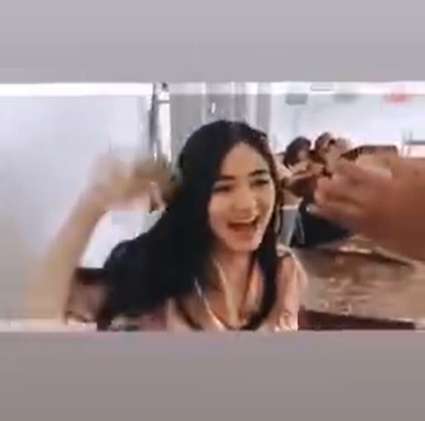 Viral Siswi Cantik Gak Ketulungan, Jadi Inceran Siswa dan Para Guru, Lihat 10 Potretnya!