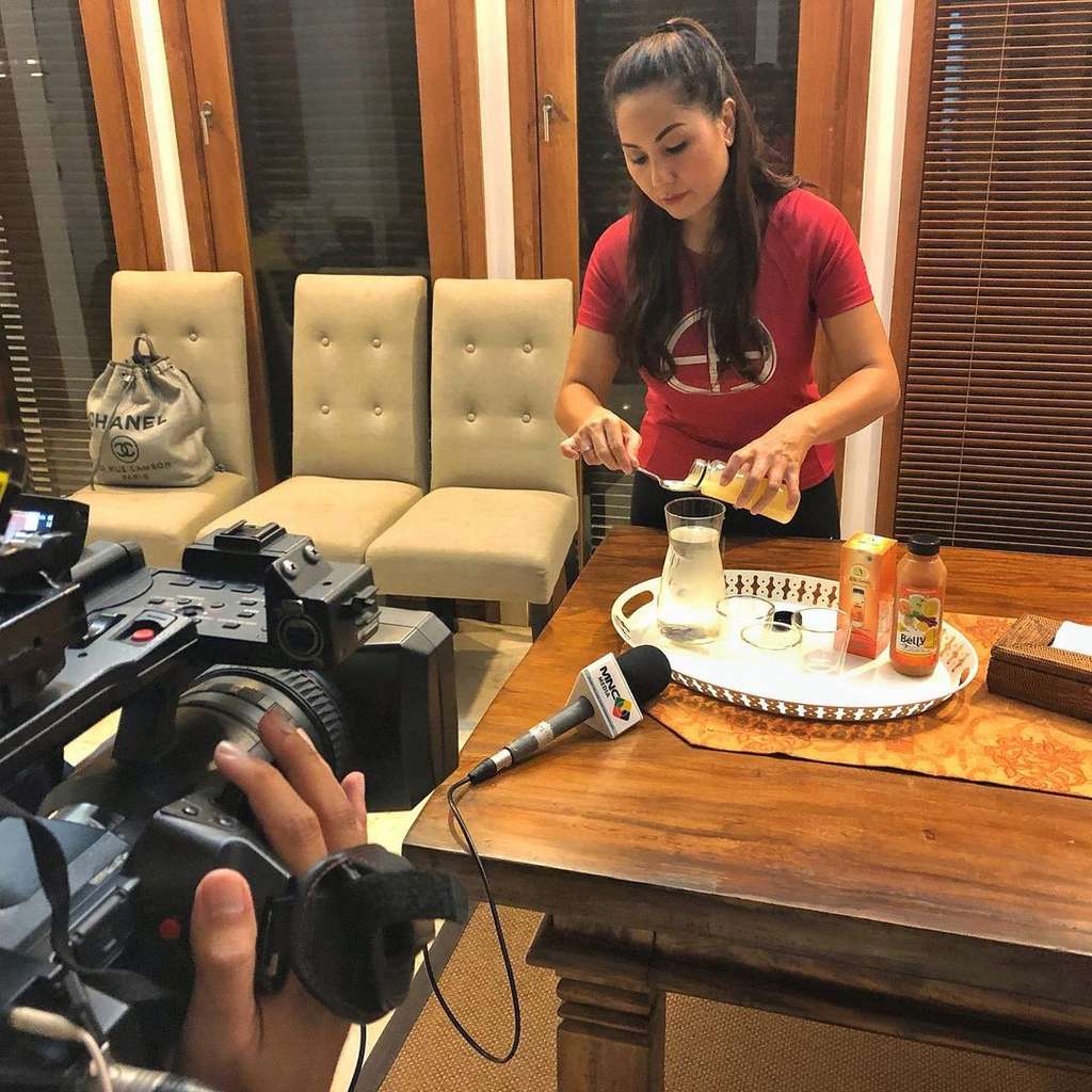 9 Potret Apartemen Mewah Emma Waroka, Sahabat Vanessa Angel yang Nikahi Berondong!