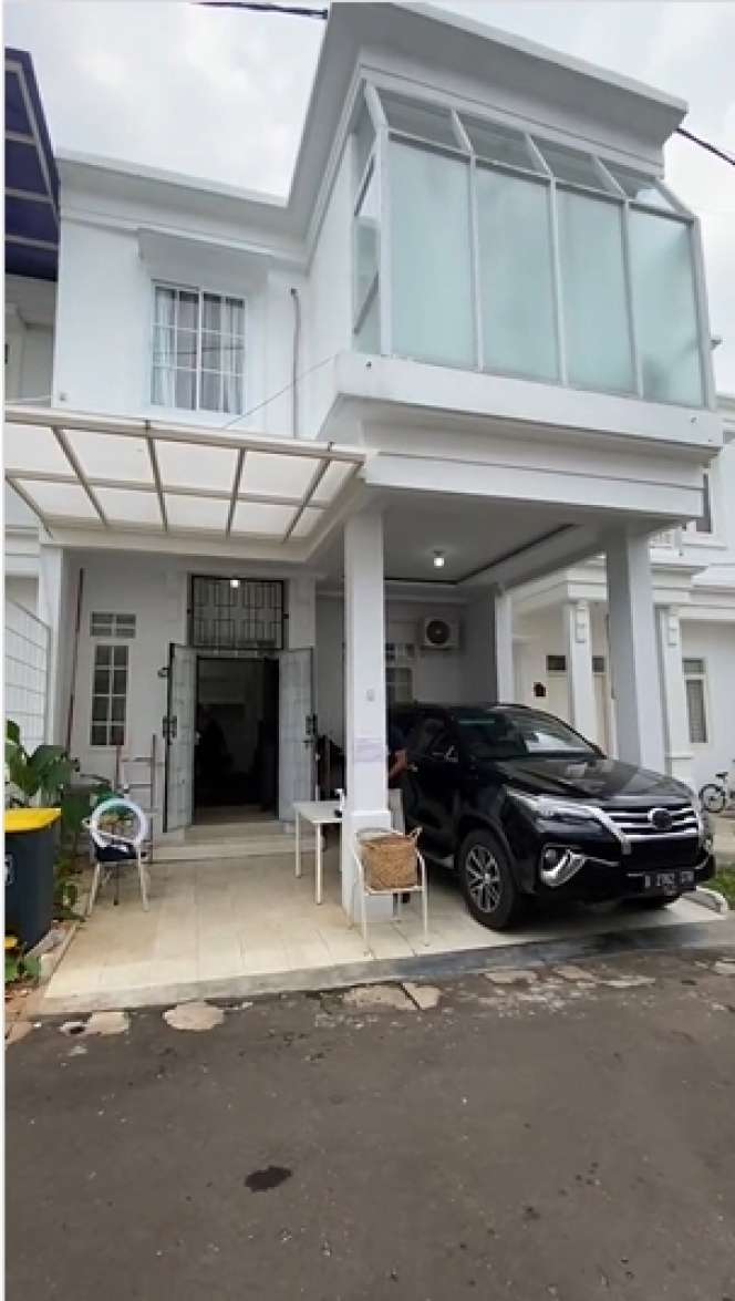 Mewah Seharga Rp3 Miliar, 10 Potret Rumah Baru Gala Sky Hadiah dari Medina Zein