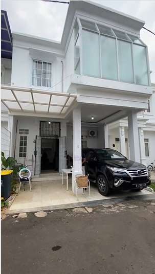 Mewah Seharga Rp3 Miliar, 10 Potret Rumah Baru Gala Sky Hadiah dari Medina Zein