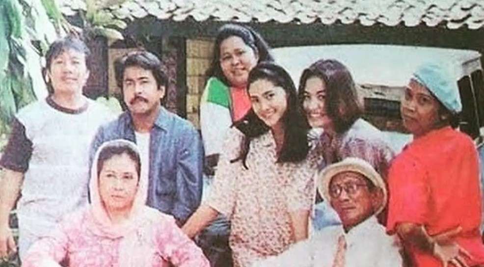 10 Foto Lawas Maudy Koesnaedi di Serial ‘Si Doel Anak Sekolahan’, Paling Cantik di Zamannya!