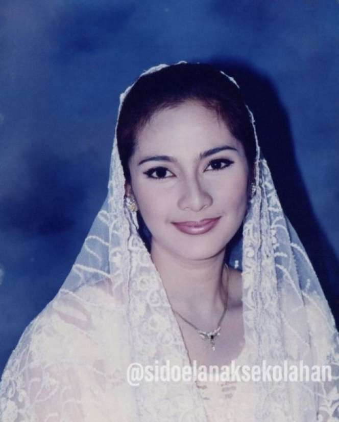 10 Foto Lawas Maudy Koesnaedi di Serial ‘Si Doel Anak Sekolahan’, Paling Cantik di Zamannya!