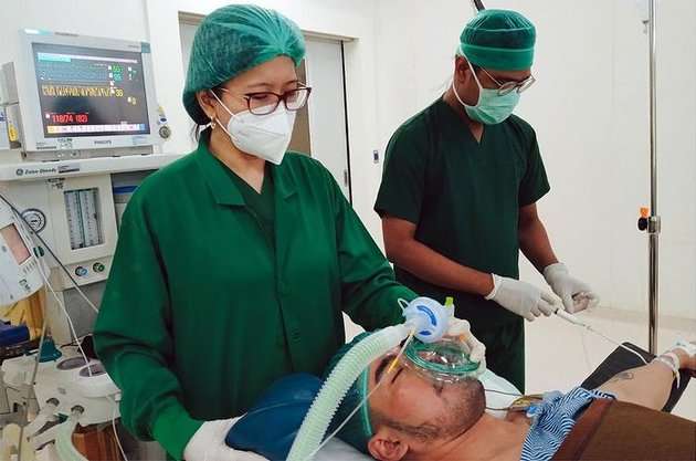10 Potret Robby Purba Idap Tumor Payudara, Kasus Langka, Ini Kondisinya Sekarang!