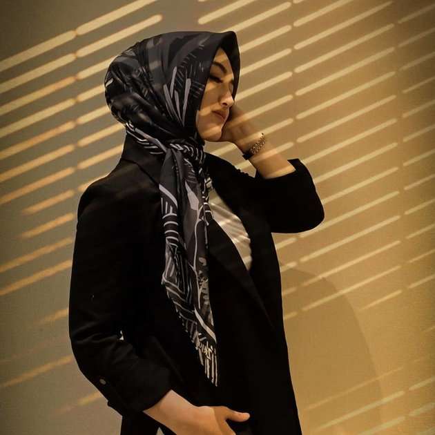 Pilih Cerai Daripada Dimadu, Intip 10 Foto Terbaru Mantan Istri Sahrul Gunawan, Kini Jadi Saingan!