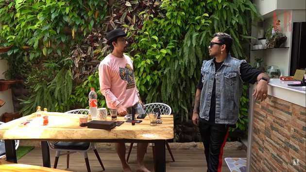 10 Foto Adu Mewah Rumah Denny Sumargo VS Deddy Corbuzier, Dua Youtuber Tajir Melintir!