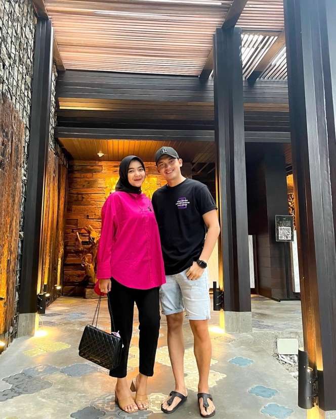 6 Artis yang Melahirkan Anak Pertama di 2022, Ada yang Menanti Selama 12 Tahun