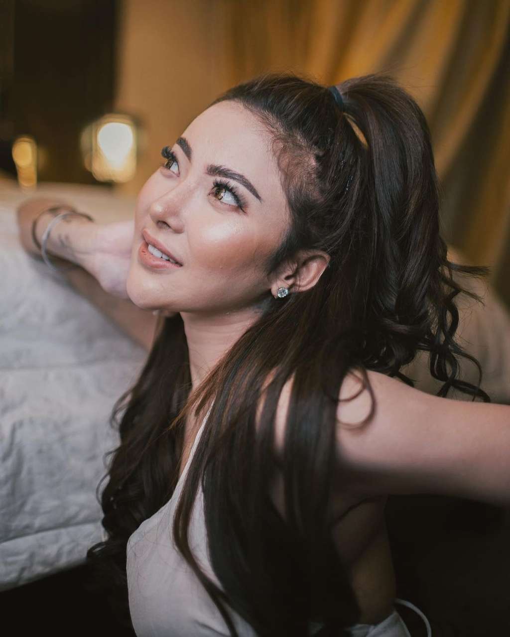 10 Potret Ayu Aulia, Cewek Cantik di Video Mesra Bareng Zikri Daulay Ternyata Politikus