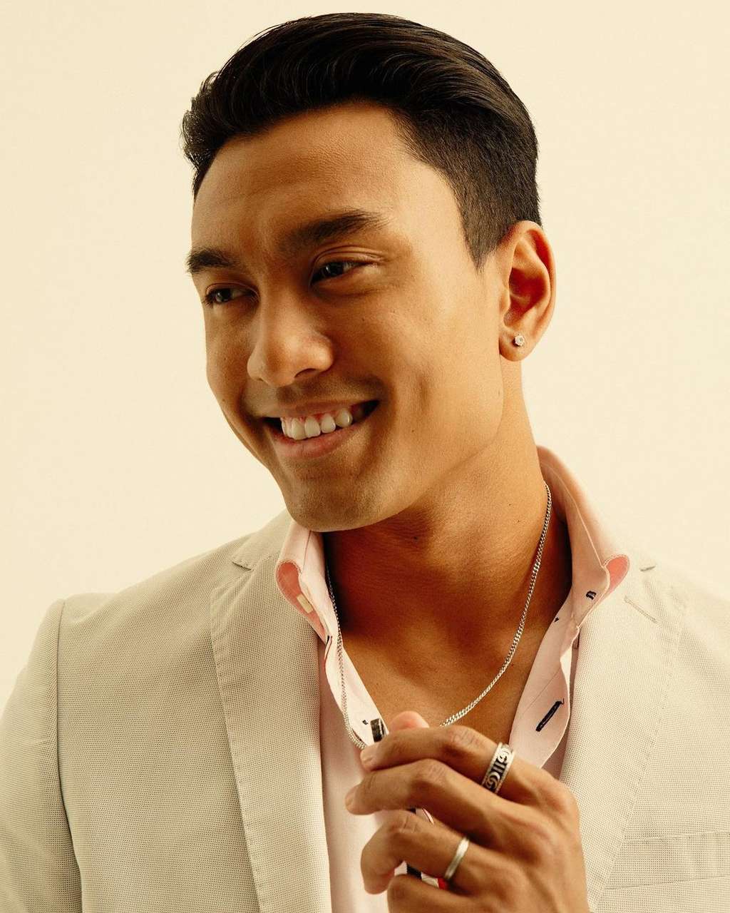 10 Potret Austin Alexander, Pria Ganteng yang Dijodohkan dengan Fuji, Bikin Thariq Halilintar Galau!