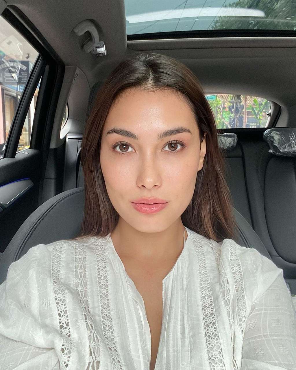 Miranda 'Layangan Putus' Ternyata Eks Putri Indonesia, Lihat 10 Foto Kesehariannya, Cantik Abis!