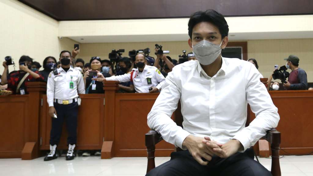 FOTO: Gaga Muhammad Dituntut Hukuman 4,5 Tahun Penjara