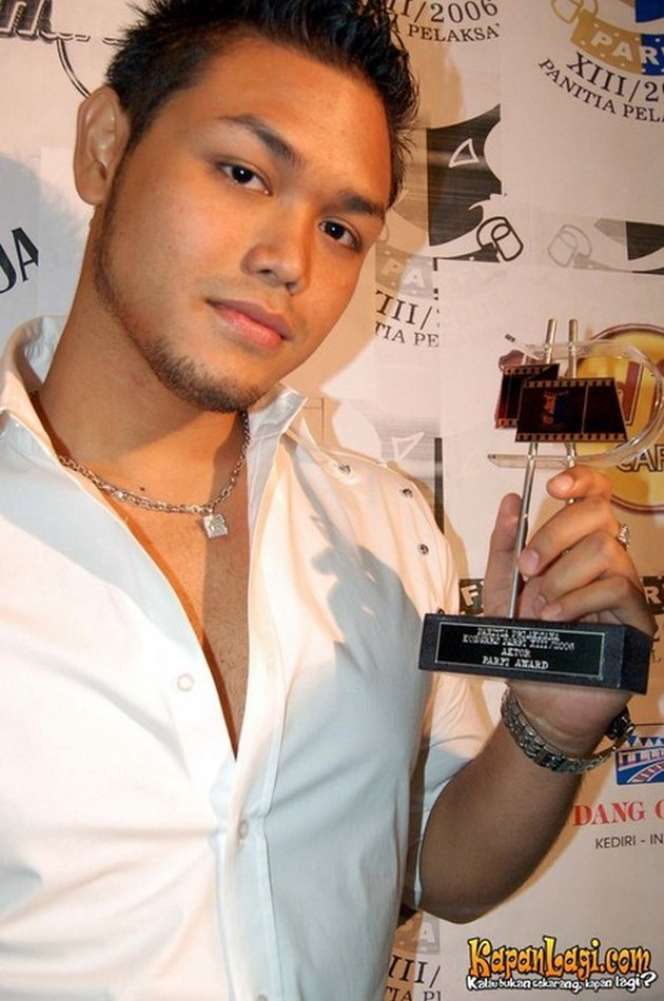 10 Potret Transformasi Ivan Gunawan, Kecilnya Ganteng Berparas Bule-Kini Sukses Diet!