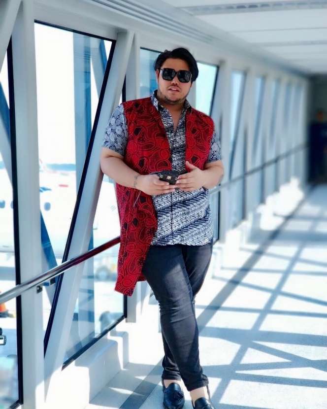 10 Potret Transformasi Ivan Gunawan, Kecilnya Ganteng Berparas Bule-Kini Sukses Diet!