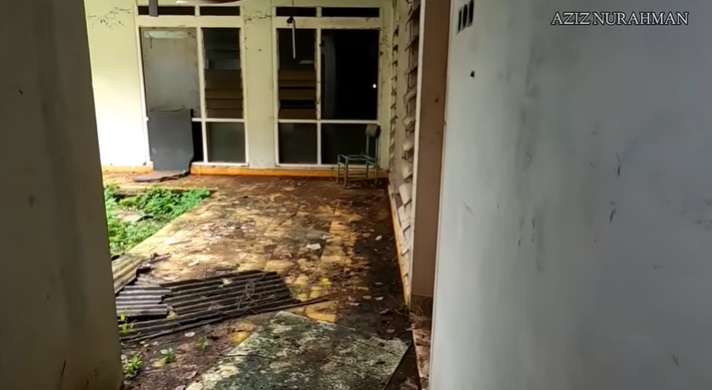 10 Potret Perumahan Mewah Tahun 1970 yang Kini Terbengkalai, Suasananya Bikin Merinding!
