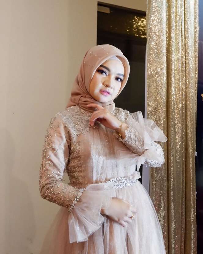 5 Pesona Rismahani, Kekasih Witan Sulaiman yang Jadi Bahan Pemberitaan Media Serbia