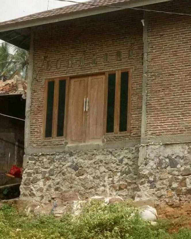 10 Momen Absurd Ini Bikin Mikir Dua Kali, Kok Ada yang Aneh!