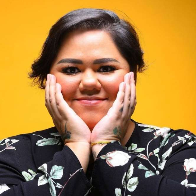 8 Potret Terbaru Jelita Adik Olla Ramlan Usai Diet Hingga Turun 32 Kg, Tato Di Tubuhnya Curi Perhatian!