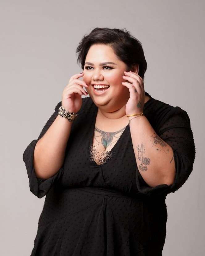 8 Potret Terbaru Jelita Adik Olla Ramlan Usai Diet Hingga Turun 32 Kg, Tato Di Tubuhnya Curi Perhatian!