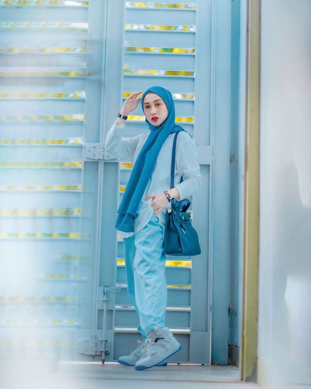 8 Potret Dokter Reza Gladys Kakak Ipar Siti Badriah, Tubuh Langsingnya Bikin Salfok!