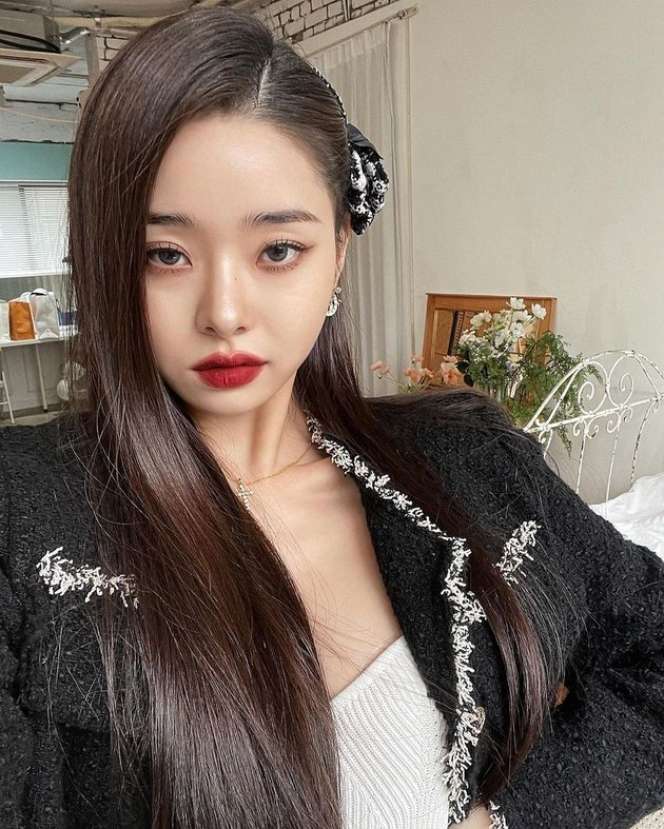 10 Potret Song Ji A, Selebgram Cantik yang Viral karena Mirip Jennie Blackpink