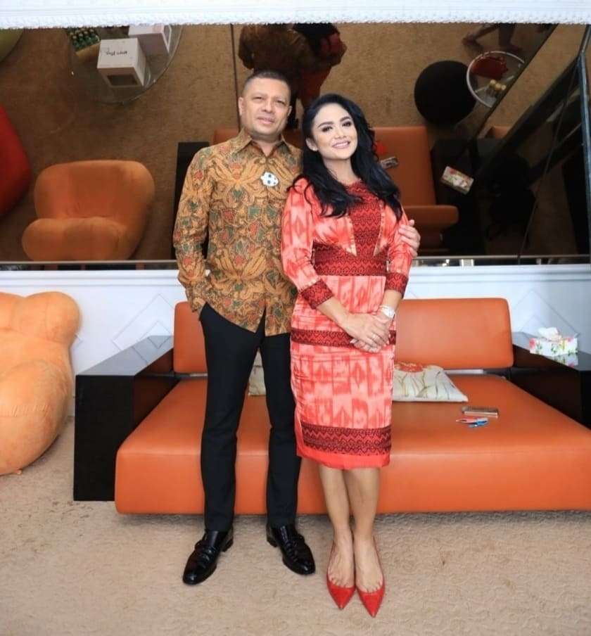 Potret Adu Gaya Anang Hermansyah VS Raul Lemos, Dibilang Mirip! 