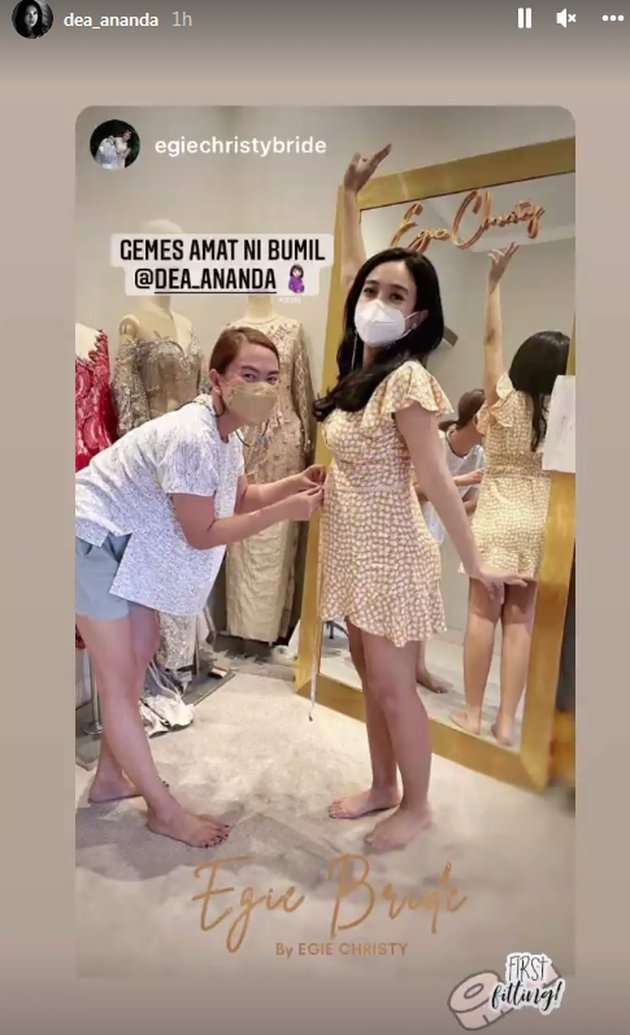 8 Potret Baby Bump Dea Ananda, Kehamilan Pertama Setelah 12 Tahun Menanti