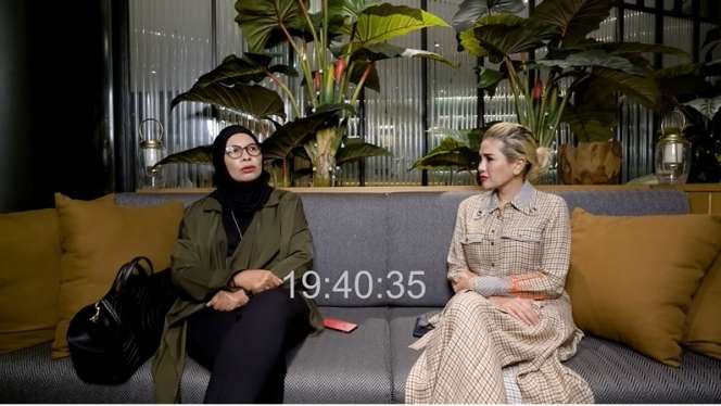 Ngaku Tak Mampu, Intip 10 Gaya Sosialita Ibu Gaga Muhammad Tenteng Tas Mewah