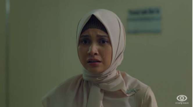 Potret 7 Aktris Akting Nangis Usai Diselingkuhi, Adegan Putri Marino Viral Banget!